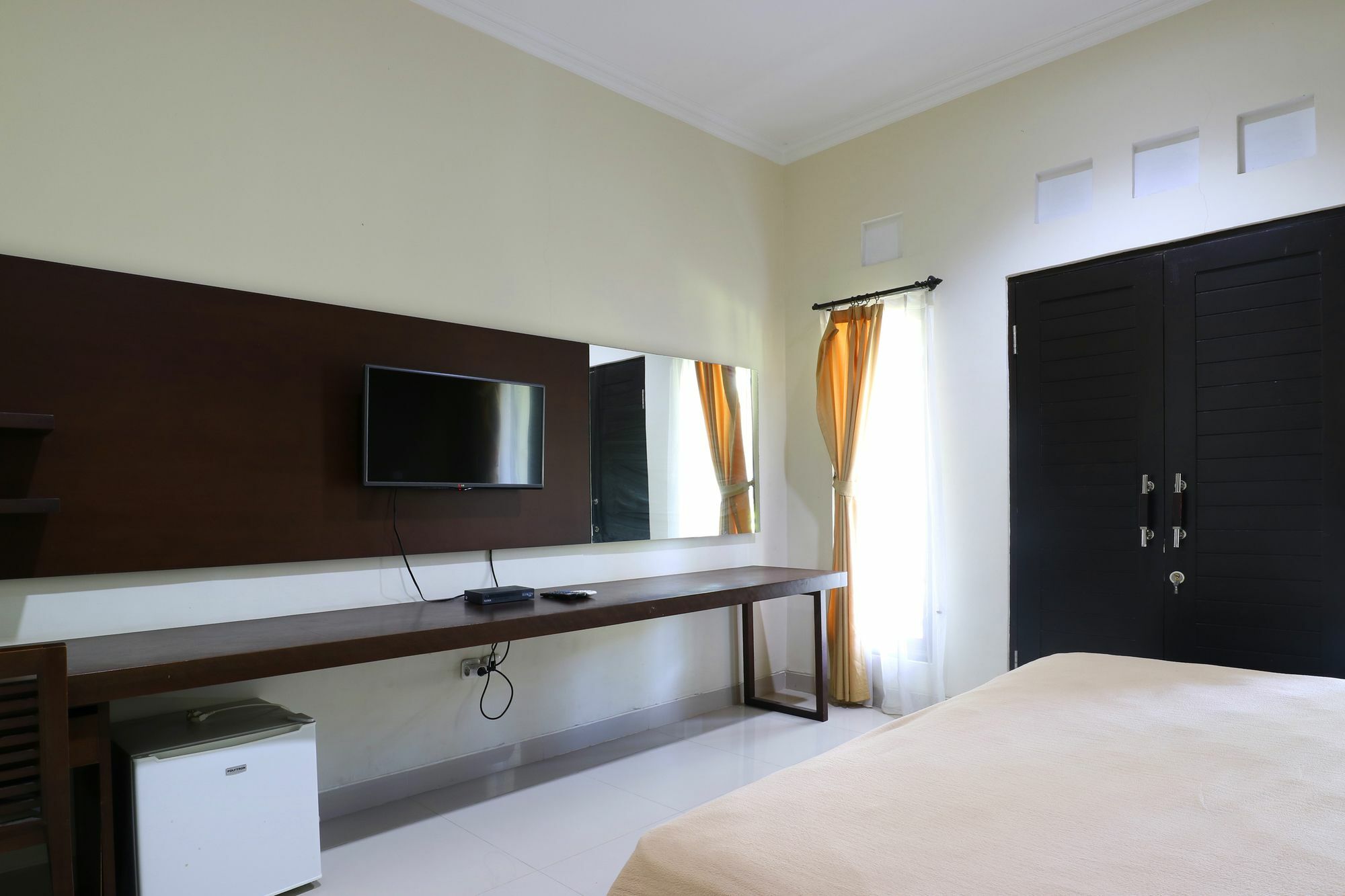 Gm Lovina Hotell Exteriör bild